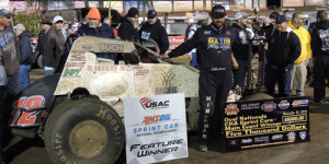 Ballou Opens Ovals Title Defense in Victory Lane