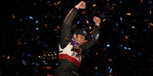 Reutzel Guns for Air Capital Shootout Loot after Dominant World of Outlaws Triumph at Perris